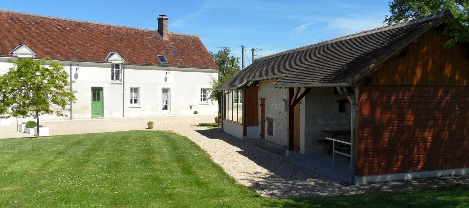 Gîte et terrasse couverte