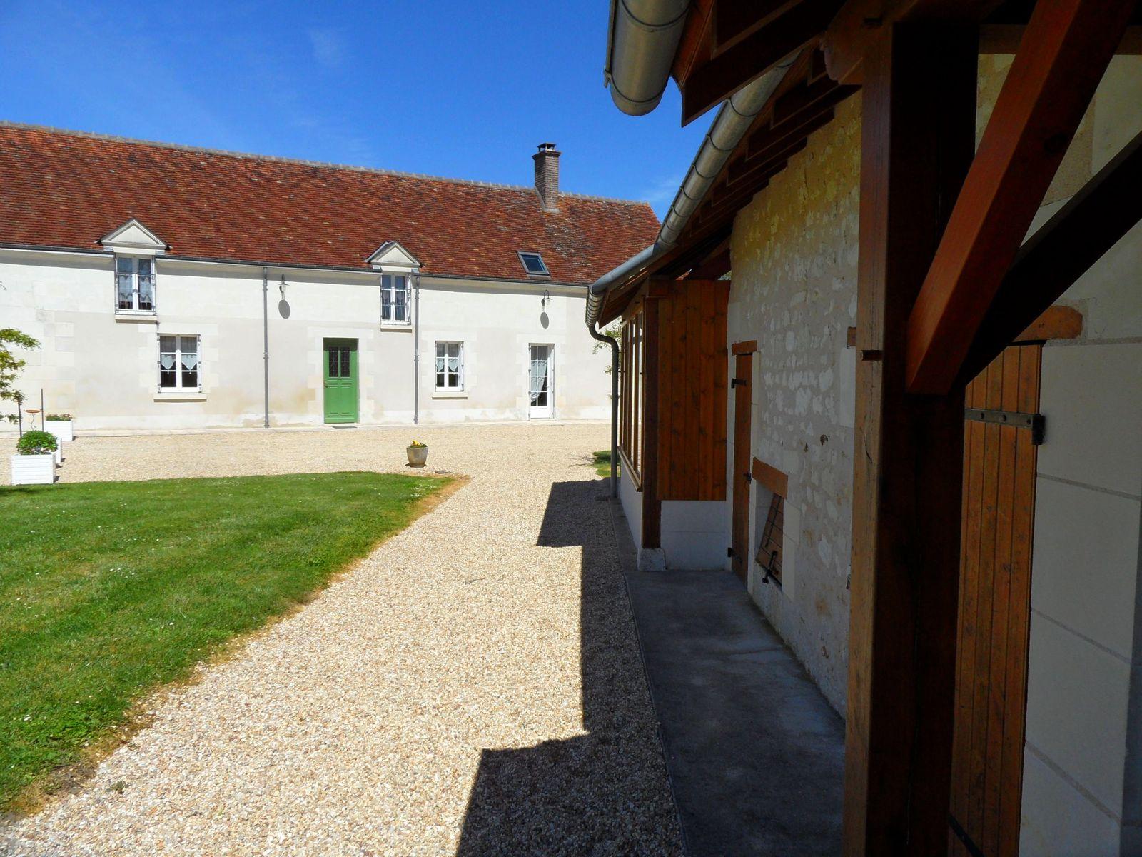 Gîte et terrasse couverte